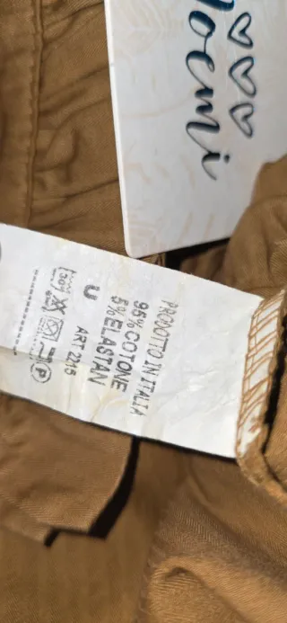 Camisa camel cuello y puños de tablitas