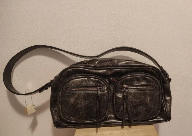 Bolso bandolera negro cuero sintético