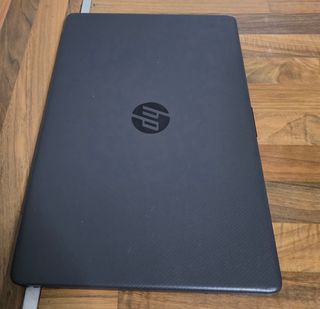 Ordenador portátil HP i3 DOCEAVA GENERACIÓN, 12RAM