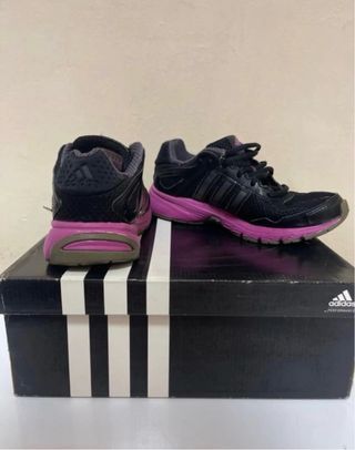 Deportivas Adidas Negras y Rosas