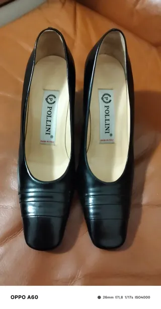 Scarpe Pollini Nere Tacco 5cm. Taglia n. 34
