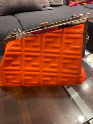 Lote 6 bolsos y dos carteras