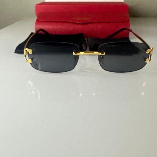 Gafas Cartier Doradas y Negras