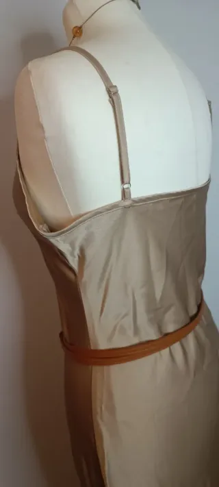 Vestito lungo raso champagne