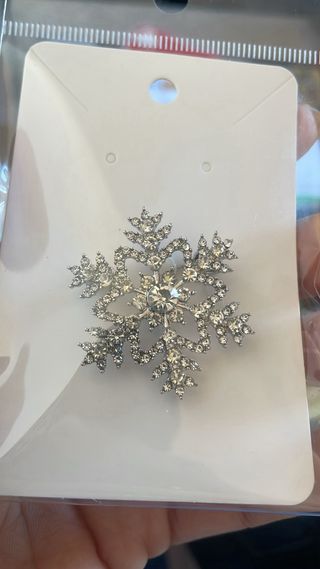 Broches Navideños con circonitas