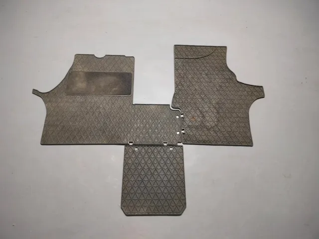 Alfombrillas Goma Mercedes Vito W638