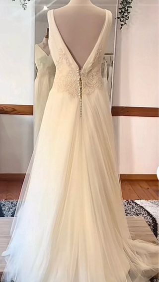 Vestido de Novia Beige y Blanco