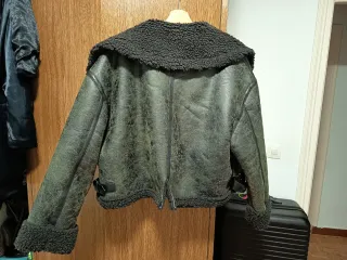 Chaqueta de ante con borreguito