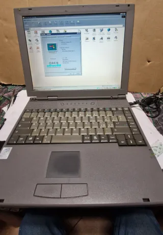 Olivetti Extrema 4000 Laptop Vintage non testato