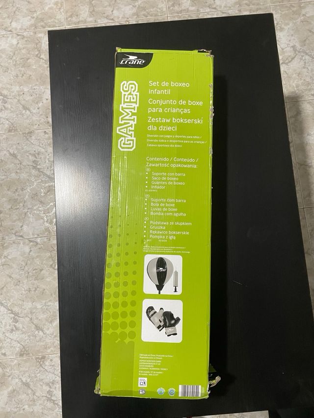 Saco de boxe Crane com bomba e luvas