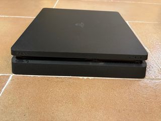 Consola PS4 Negra