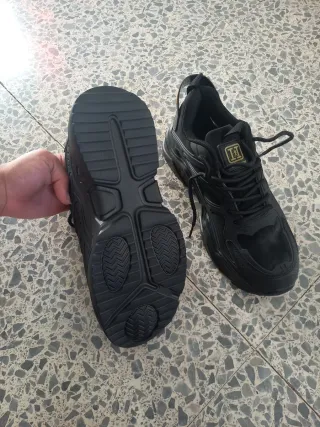 Zapatillas negras
