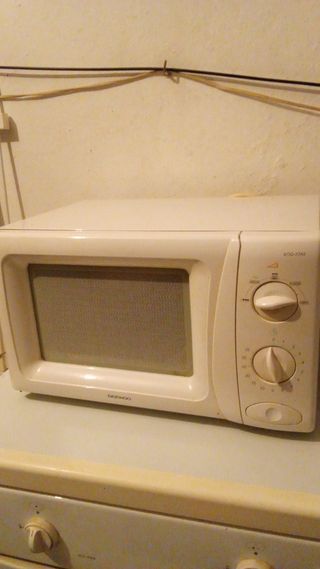 Microondas Daewoo KOG-37AS Blanco