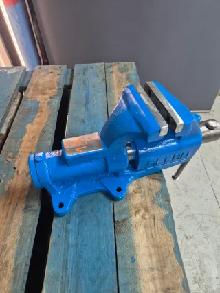 Tornillo de banco 150mm