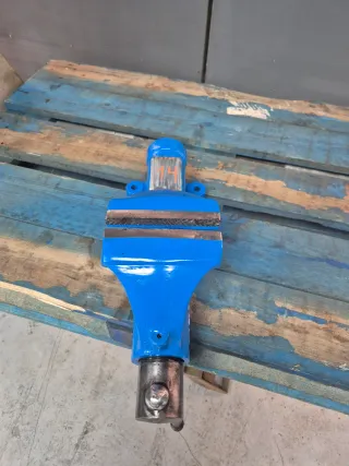 Tornillo de banco 150mm