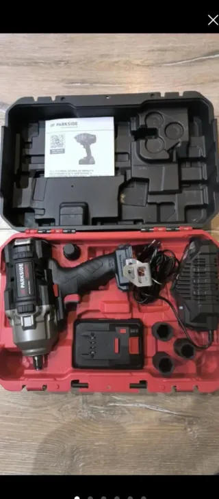 Atornillador de impacto Parkside