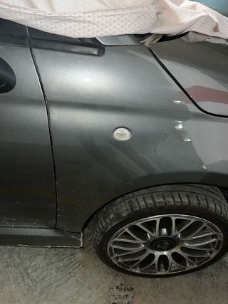 Aleta Derecha Abarth 500-595/695