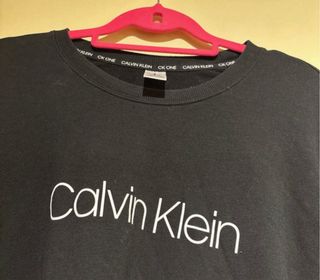 Jersey Calvin Klein Negro Talla M
