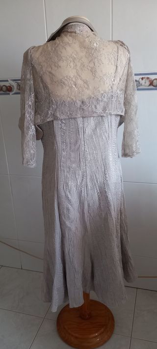 Conjunto fiesta chaqueta y vestido T.46