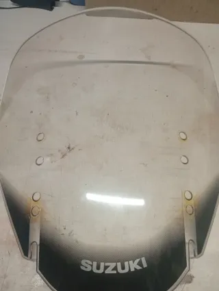 Pantalla y Soporte Madstad Suzuki vstroms 650DL