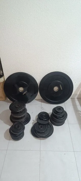 Barra y pesas gimnasio 80Kg
