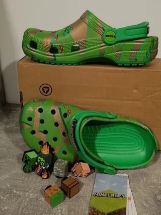 Crocs x Minecraft Niño Talla 36