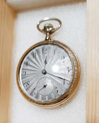 Reloj de bolsillo antiguo