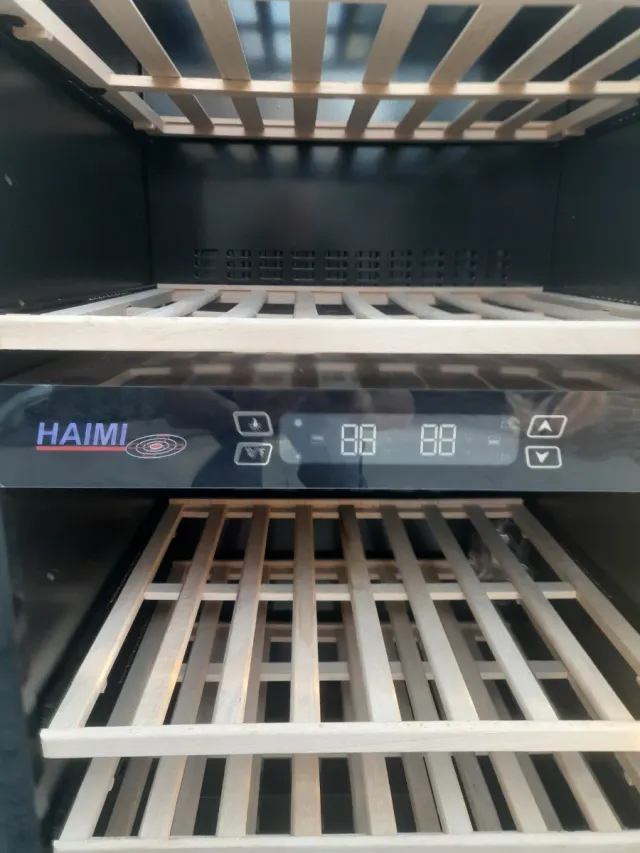 Vinoteca Nevera HAJMI