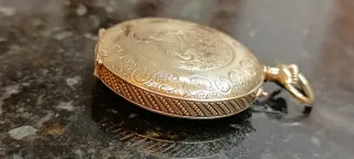 Reloj de bolsillo antiguo