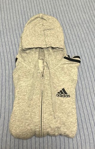 Sudadera Adidas Gris con Capucha