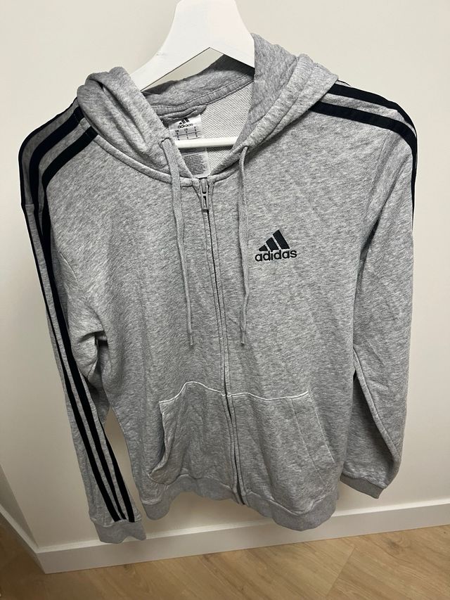Sudadera Adidas Gris con Capucha