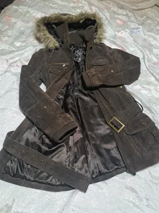 ABRIGO/CHAQUETÓN TRES CUARTOS PIEL