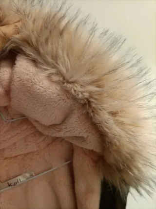 Chaleco calentito militar con peluche rosa interio