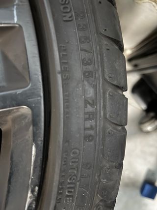 Llantas 19 medida 5x20 + 2 Neumáticos 70%