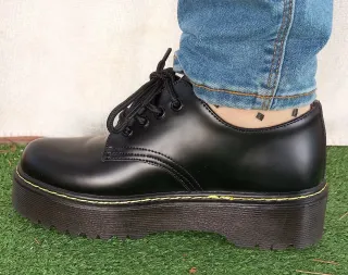 Zapatos negros plataforma 38