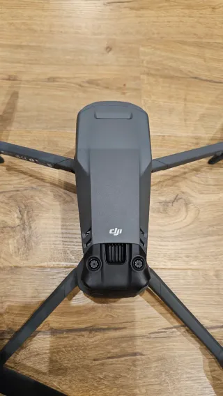 Dron DJI Mavic 3 PRO