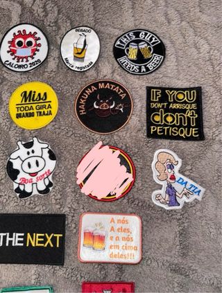 Lote de Emblemas Académicos Variados