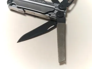 Leatherman Wave plus black and silver