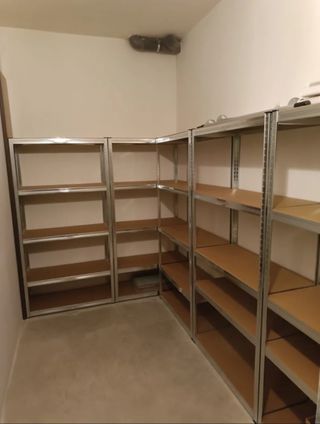 Estantería metálica