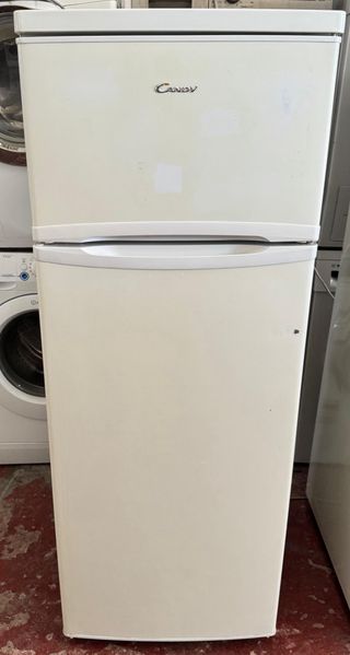 FRIGORÍFICO DE DOS PUERTAS MARCA CANDY NO FROST