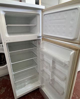 FRIGORÍFICO DE DOS PUERTAS MARCA CANDY NO FROST