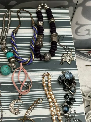 Grande lote de joyas variadas