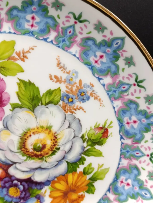 Platos de porcelana Bidasoa con flores