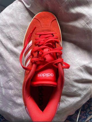 Adidas VL Court Bold Rojas Talla 41 1/3 Nuevas