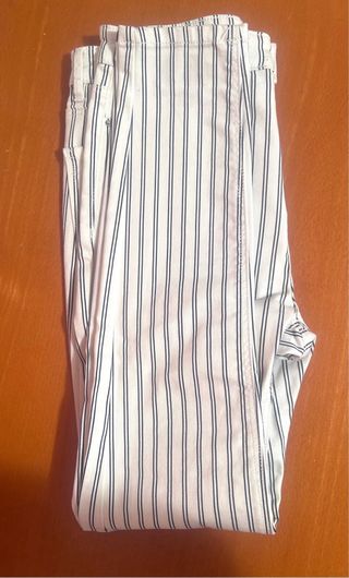 Pantalón vaquero rayas azul y blanco