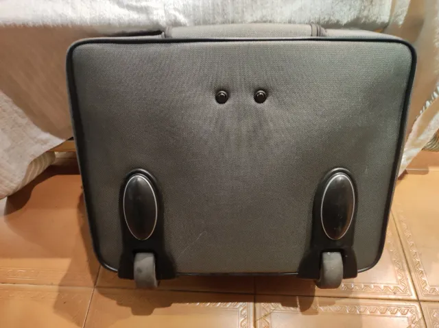 Valigia BOSS con ruote