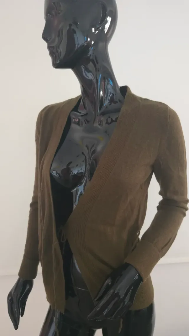 Cárdigan verde caqui Massimo Dutti