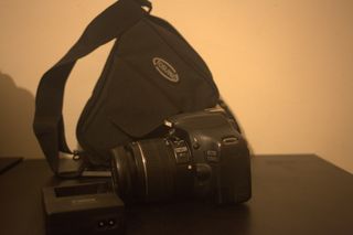 Canon EOS 550D (solo cuerpo)
