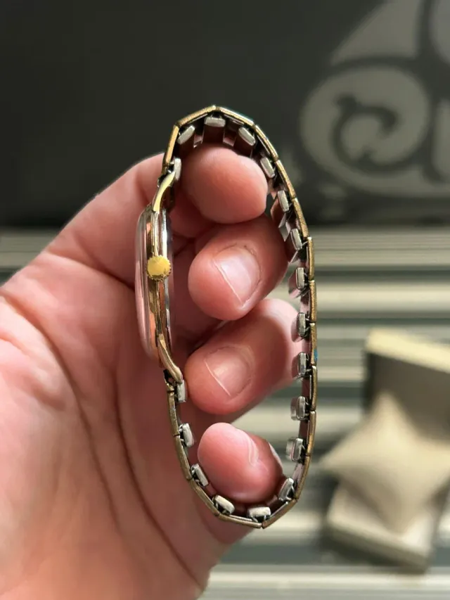 Reloj suizo vintage Cauny Prima bañado de oro