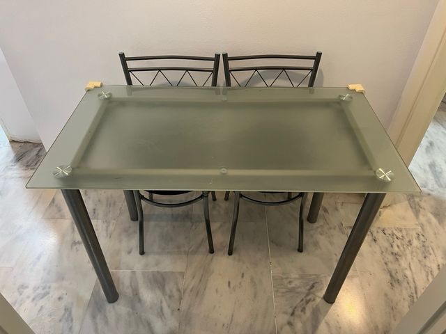 Mesa de cocina cristal y metal